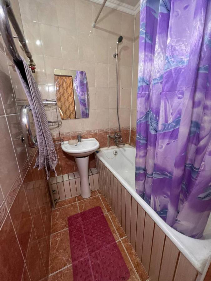 на Mege Apartment