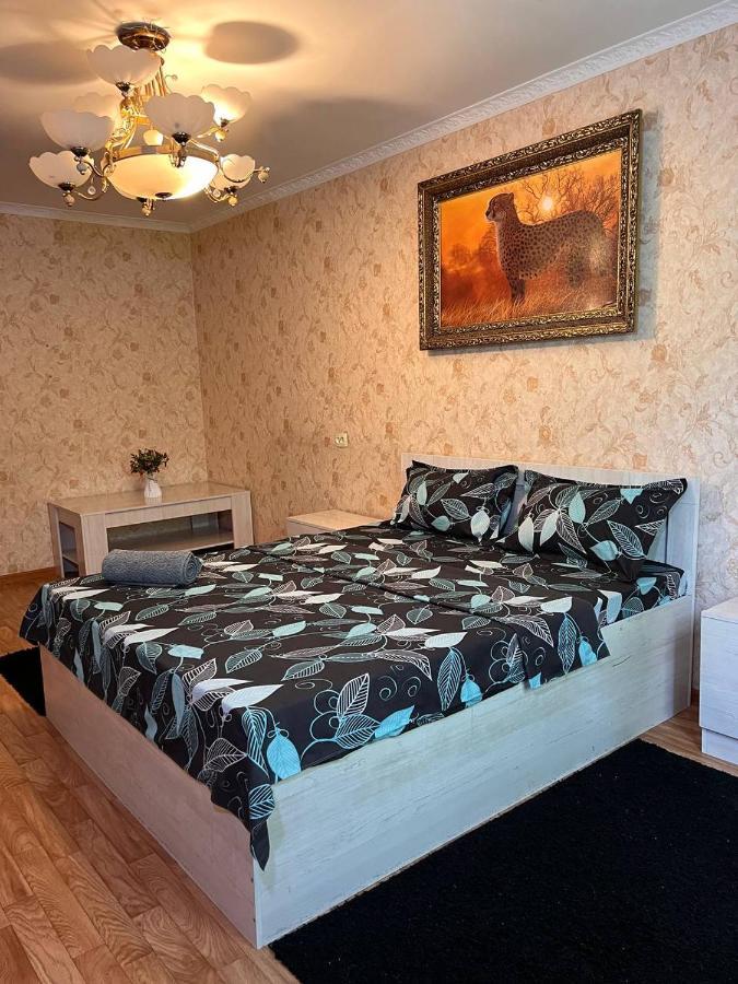 на Mege Apartment Shymkent